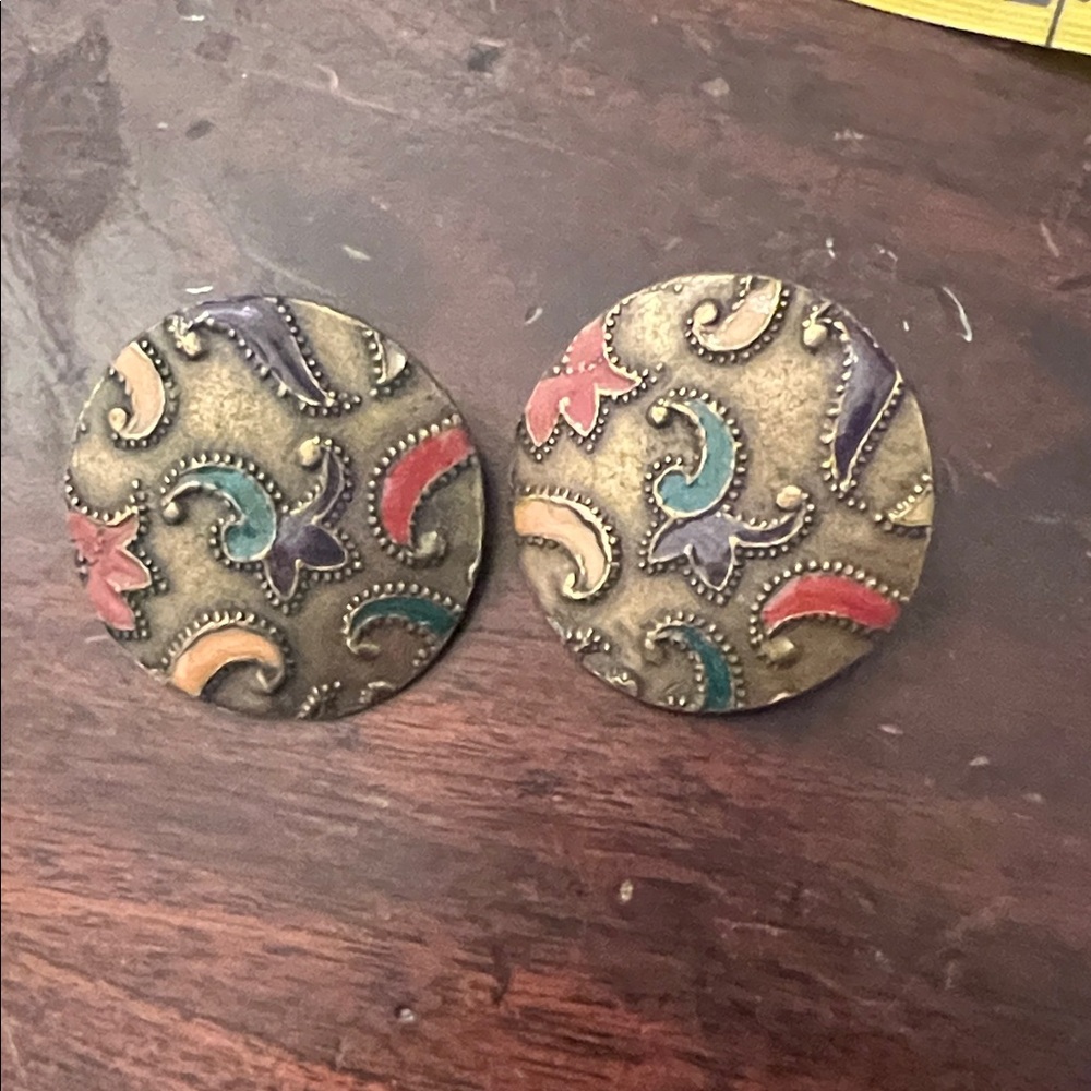 Vintage Antique Enamel Button, multi-colored with flowers